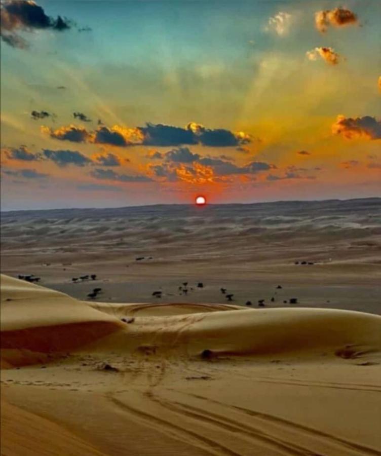 Crescent Desert Private Camp Shāhiq 外观 照片
